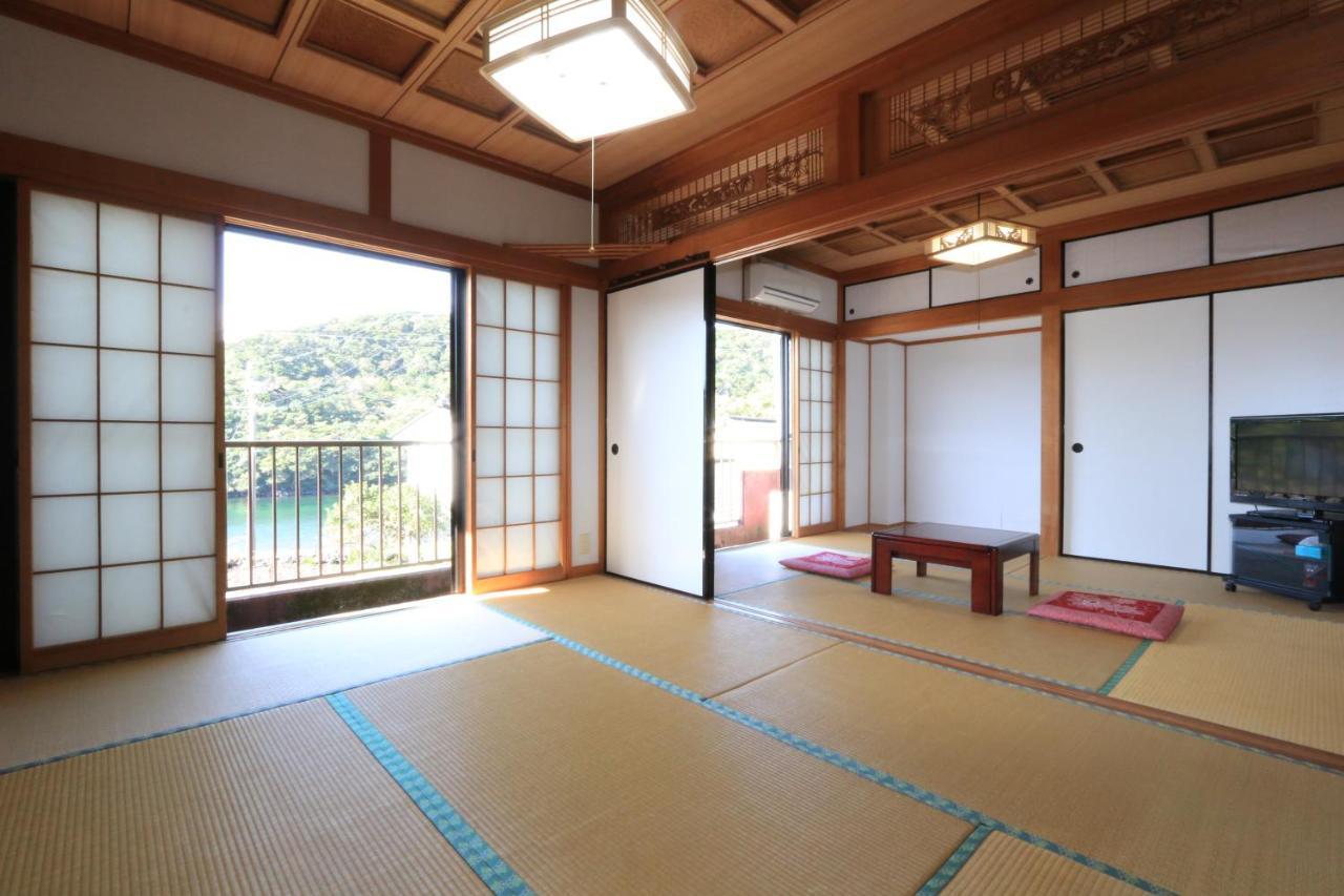 Minshuku Satomachi Guest House Yakushima  Exterior photo